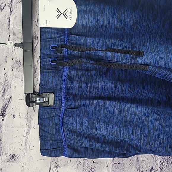 Xersion athletic shorts mid rise size large nwt new - Picture 4 of 5